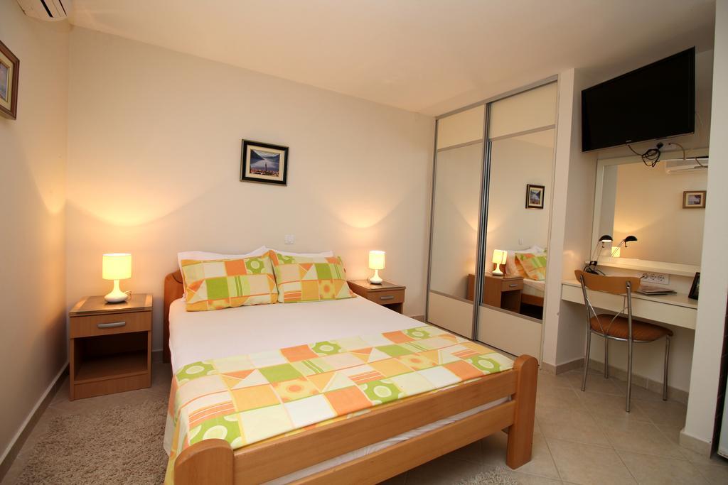 Apartments Kordic Kotor Exteriör bild